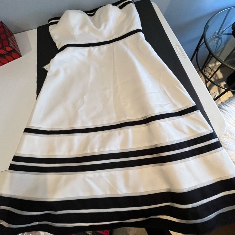 New Ann Taylor Strapless Striped Fit Flare Midi Dress Black White Piping 2P NWT - Picture 9 of 15